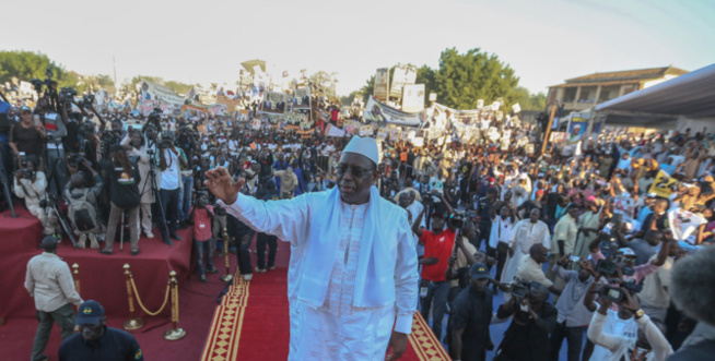 - Campagne électorale : Macky Sall ouvre sa campagne à Mbacké et minimise l'opposition