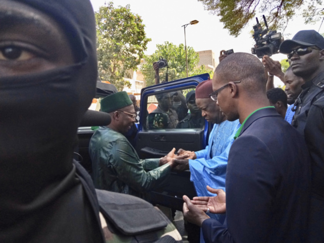 Serigne Mansour Sy Djamil: » la seule alternative qui peut sortir le Sénégal de cette impasse, est le PUR et son candidat El Hadj Issa Sall… » Serigne Mansour Sy Djamil: » la seule alternative qui peut sortir le Sénégal de cette impasse, est le PUR et son candidat El Hadj Issa Sall… »