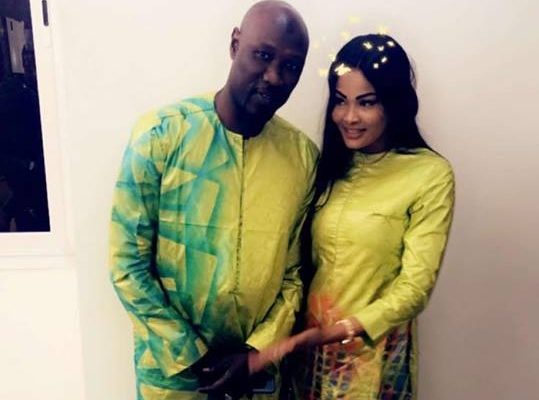 Belle complicité entre JOJO et Soumboulou Bathily, en Sagnsee Sénégalaise Belle complicité entre JOJO et Soumboulou Bathily, en Sagnsee Sénégalaise