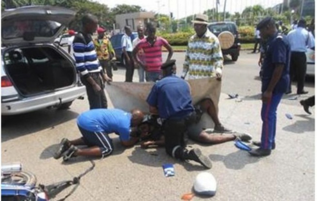Dernière minute: Encore deux morts au rond-point Sicap Mbao ! Dernière minute: Encore deux morts au rond-point Sicap Mbao !