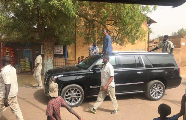Coup dur Me Madické Niang: Un accident du véhicule de Coumba Ndoffène coûte la vie à son chauffeur Coup dur Me Madické Niang: Un accident du véhicule de Coumba Ndoffène coûte la vie à son chauffeur