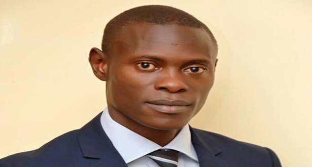 Pikine: Des gorilles de Pape Gorgui Ndong se donnent en spectacle contre ceux du maire Abdoulaye Thimbo Pikine: Des gorilles de Pape Gorgui Ndong se donnent en spectacle contre ceux du maire Abdoulaye Thimbo