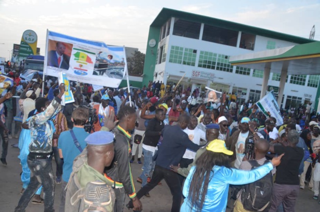 Arrivé de Abdoulaye Wade à Touba en images Arrivé de Abdoulaye Wade à Touba en images