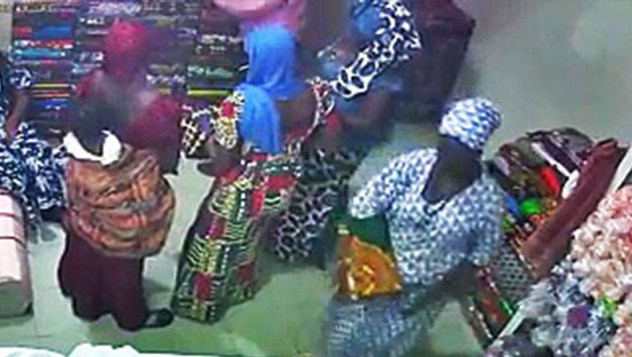 Gendarmerie Foire: Une bande de voleuses dont les deux filles du cerveau, arrêtées Gendarmerie Foire: Une bande de voleuses dont les deux filles du cerveau, arrêtées