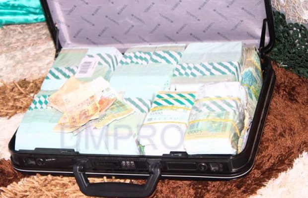 AUDIO: Révélations graves sur le financement de Sonko, 2 valises remplies d’argent pour Ousmane Sonko