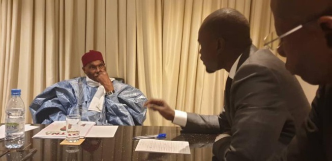 Ousmane Sonko sur son emprisonnement annoncé par Wade : "Cent Macky ne peuvent pas me mettre en prison..." Ousmane Sonko sur son emprisonnement annoncé par Wade : "Cent Macky ne peuvent pas me mettre en prison..."