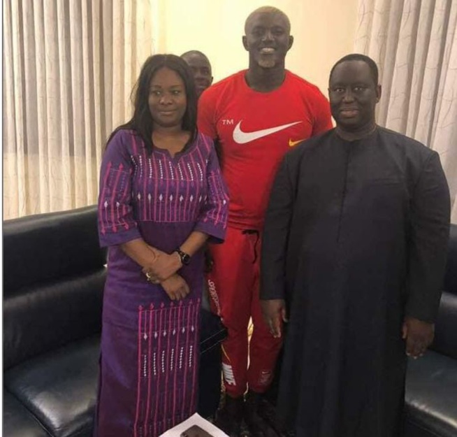 Balla Gaye 2 dans le cortège de Macky Sall en Casamance Balla Gaye 2 dans le cortège de Macky Sall en Casamance