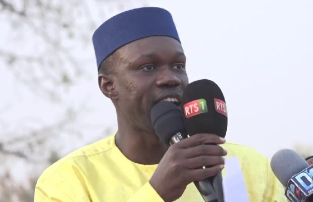 VIDEO- Son convoi bloqué à Ziguinchor, Sonko laisse éclater sa colère contre les gendarmes VIDEO- Son convoi bloqué à Ziguinchor, Sonko laisse éclater sa colère contre les gendarmes