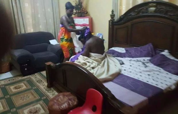 Audio : Quand la campagne électorale mue en audience sexuelle… adjoint au maire « Dafa Bett, Dieukeureum Ak Diabarou Diambour » Audio : Quand la campagne électorale mue en audience sexuelle… adjoint au maire « Dafa Bett, Dieukeureum Ak Diabarou Diambour »