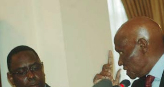 ViDEO - Attaque des bureaux de vote: Quand Macky Sall défie Abdoulaye Wade ViDEO - Attaque des bureaux de vote: Quand Macky Sall défie Abdoulaye Wade