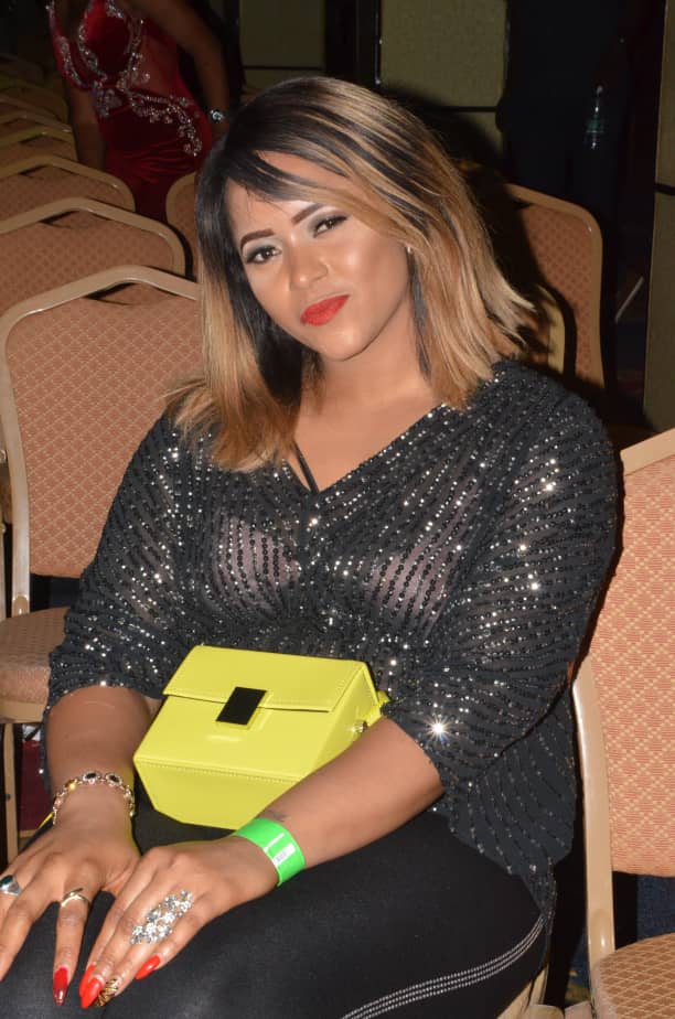 Les belles Gambiennes au top à la soirée de Pape Diouf avec S&J PROPRETIES de Binta Ndaw