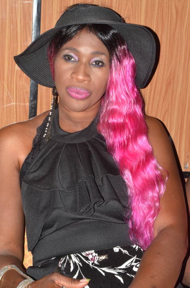 Les belles Gambiennes au top à la soirée de Pape Diouf avec S&J PROPRETIES de Binta Ndaw