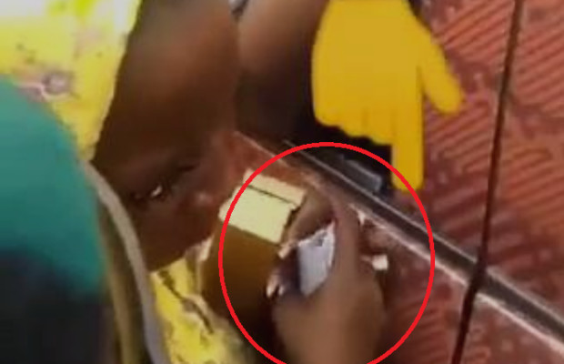 Vidéo: Voici la scène qui se passe juste devant Macky Sall,qui choque la toile