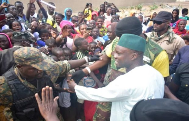 SONKO : « AUCUN HOMME POLITIQUE, Y COMPRIS MOI, NE MÉRITE QUE VOUS SACRIFIEZ VOTRE VIE » SONKO : « AUCUN HOMME POLITIQUE, Y COMPRIS MOI, NE MÉRITE QUE VOUS SACRIFIEZ VOTRE VIE »