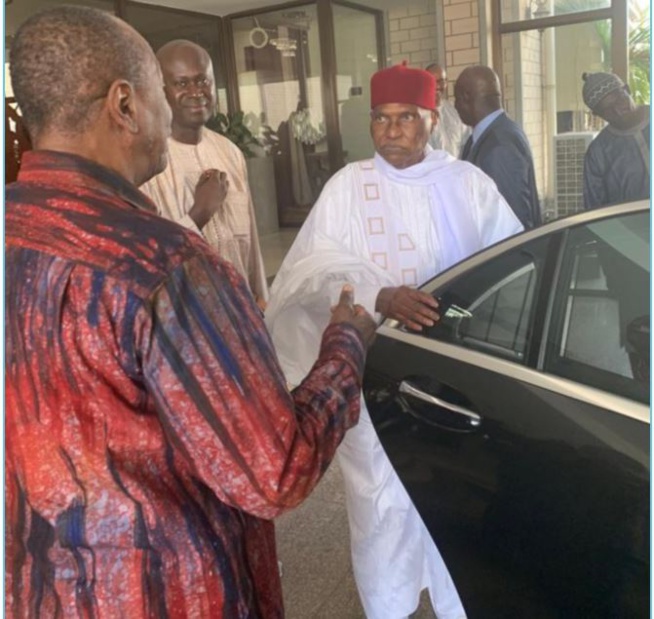 Wade a promis à Alpha Condé de "contribuer à la victoire de Macky Sall à la Présidentielle", selon Cheikh Yerim Seck Wade a promis à Alpha Condé de "contribuer à la victoire de Macky Sall à la Présidentielle", selon Cheikh Yerim Seck