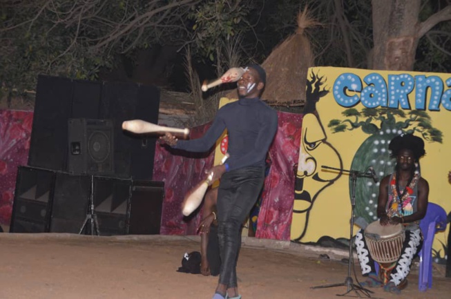 Les images de la 21 eme éditions du Carnaval des jeunes de Kafountine avec Queen Biz.