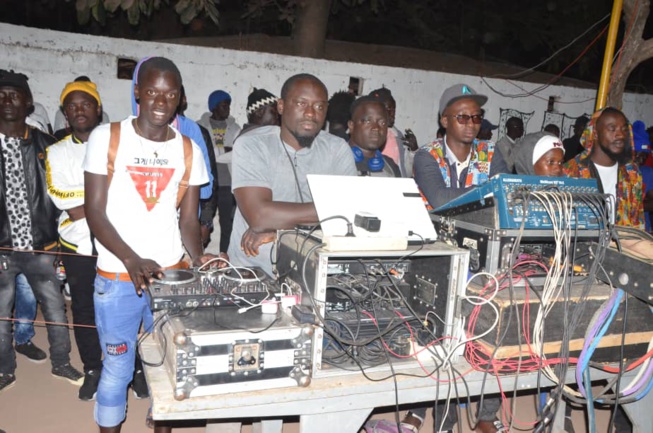 Les images de la 21 eme éditions du Carnaval des jeunes de Kafountine avec Queen Biz.