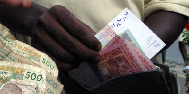 Polémique sur le Franc CFA : « la France n'a pas de droit de veto sur la BCEAO » Polémique sur le Franc CFA : « la France n'a pas de droit de veto sur la BCEAO »