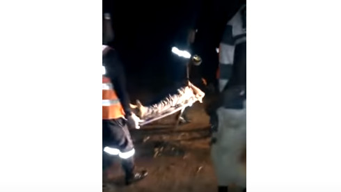 Vidéo -Thiès : une fille agressée et violée par un conducteur de moto Jakarta… Vidéo -Thiès : une fille agressée et violée par un conducteur de moto Jakarta…