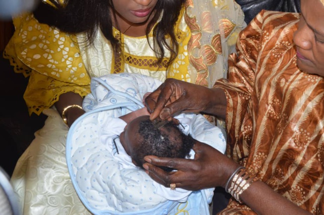 Les images du baptéme du fils de Babacar Ndiaye Darou Salam Couture vice président de l'ADESMATS . Les images du baptéme du fils de Babacar Ndiaye Darou Salam Couture vice président de l'ADESMATS .
