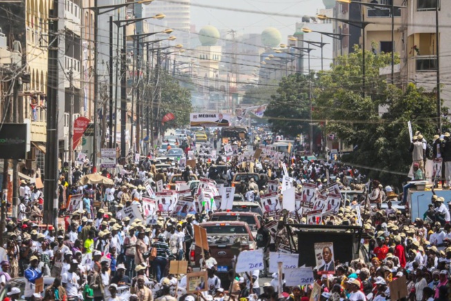 Macky Sall dans les rues de Dakar… Tout ce que vous n’avez pas vu en images