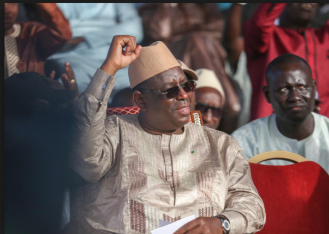 Meeting de clôture: Macky Sall, " le jour du vote, mettez tous les autres bulletins à la poubelle et ..." Meeting de clôture: Macky Sall, " le jour du vote, mettez tous les autres bulletins à la poubelle et ..."
