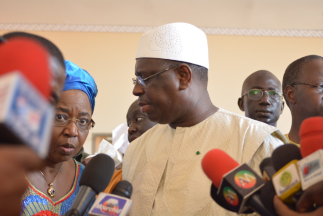 Macky Sall après son vote: "je salue la maturité des Sénégalais" Macky Sall après son vote: "je salue la maturité des Sénégalais"