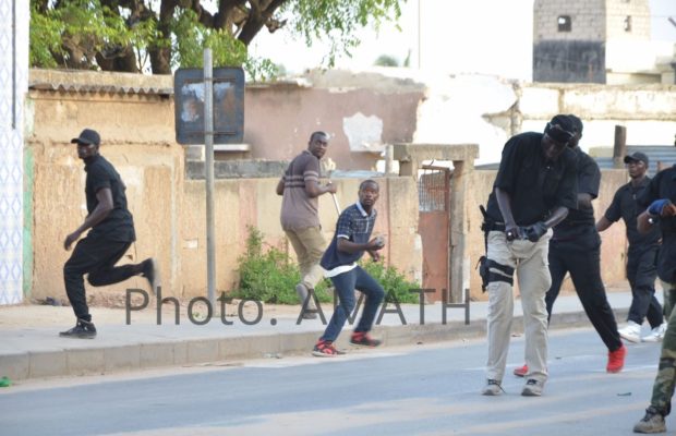 Ziguinchor : des jeunes manifestent au quartier Lindiane