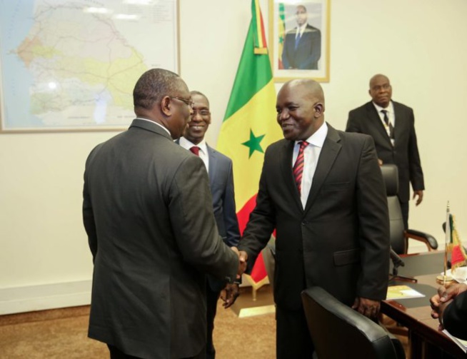 Après sa victoire: Macky Sall appelle l’opposition à renouer le dialogue Après sa victoire: Macky Sall appelle l’opposition à renouer le dialogue