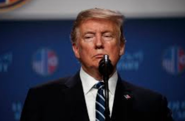 DONALD TRUMP FRAPPE ENCORE TRES FORT, IL PARLE AUX AFRICAINS : DONALD TRUMP FRAPPE ENCORE TRES FORT, IL PARLE AUX AFRICAINS :