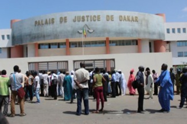 Procès des militants de ‘’Idy 2019’’ : aucun leader de l’opposition présent au palais de Justice Procès des militants de ‘’Idy 2019’’ : aucun leader de l’opposition présent au palais de Justice
