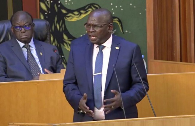 Dissolution de l’Assemblée nationale : « L’idée de Aissata Tall Sall est tout à fait cohérente » Dissolution de l’Assemblée nationale : « L’idée de Aissata Tall Sall est tout à fait cohérente »
