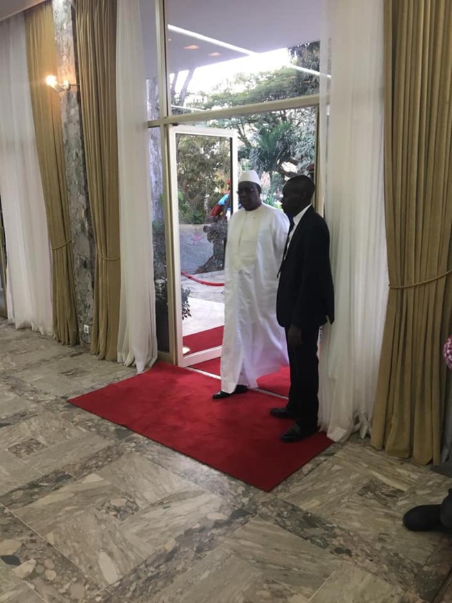 MACKY SALL FAIT UN CLIN D’OEIL À SES ADVERSAIRES, À WADE ET À DIOUF MACKY SALL FAIT UN CLIN D’OEIL À SES ADVERSAIRES, À WADE ET À DIOUF