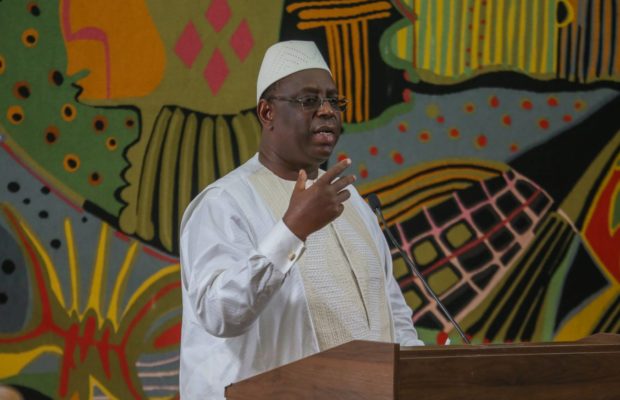 Vent de décrispation: Macky Sall lance un appel au dialogue et « libère » les militants de l’opposition