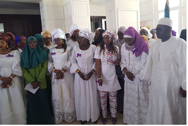 Célébration du 8 mars au ministère des Affaires Etrangères Sidiki Kaba rend hommage aux «reines» Célébration du 8 mars au ministère des Affaires Etrangères Sidiki Kaba rend hommage aux «reines»
