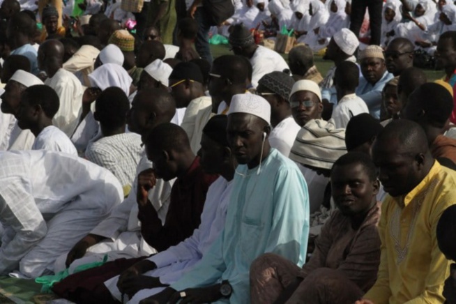 Au Sénégal, une alerte contre l’instrumentalisation des confréries musulmanes par les politiques Au Sénégal, une alerte contre l’instrumentalisation des confréries musulmanes par les politiques