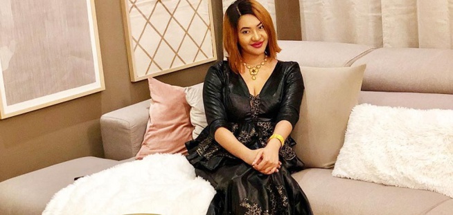 Dede Poulo du Mali … tenue très classe et stylés… 03 différentes Sagnsès à couper le souffle Dede Poulo du Mali … tenue très classe et stylés… 03 différentes Sagnsès à couper le souffle