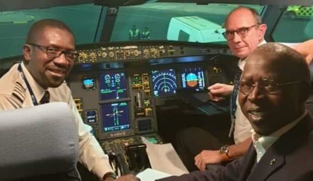 Le Premier Ministre Mahammed Boun Abdallah DIONNE voyage à bord d’Air Sénégal