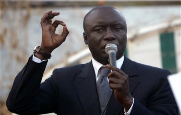 Urgent- Rebeuss : Idrissa Seck a rendu visite cet après-midi, aux jeunes de l'opposition