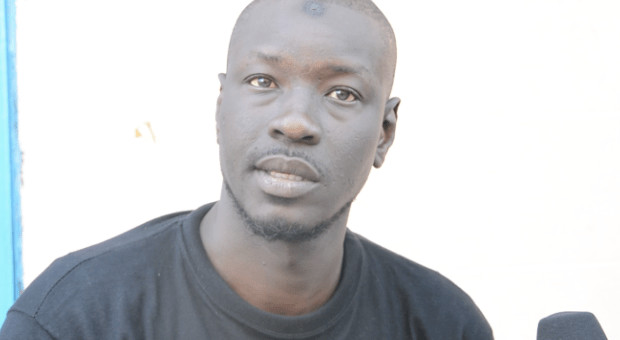 Révélation: Karim Xrum Xakk «J’ai été arrêté par des policiers français… Ça m’a fait mal» Révélation: Karim Xrum Xakk «J’ai été arrêté par des policiers français… Ça m’a fait mal»