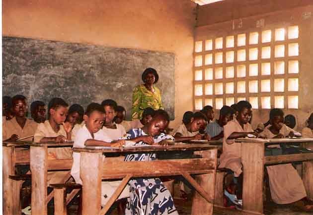 500 élèves de la Médina risquent de rater le CFEE: les directeurs d’école pointés du doigt 500 élèves de la Médina risquent de rater le CFEE: les directeurs d’école pointés du doigt
