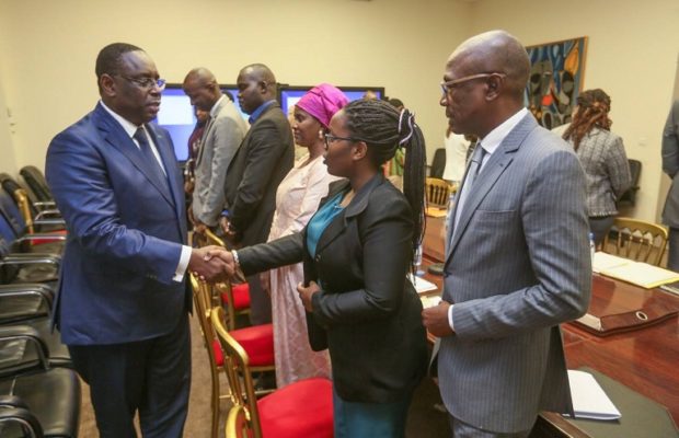 Madiambal Diagne sur le prochain gouvernement : « il y aura des visages neufs et des technocrates » Madiambal Diagne sur le prochain gouvernement : « il y aura des visages neufs et des technocrates »