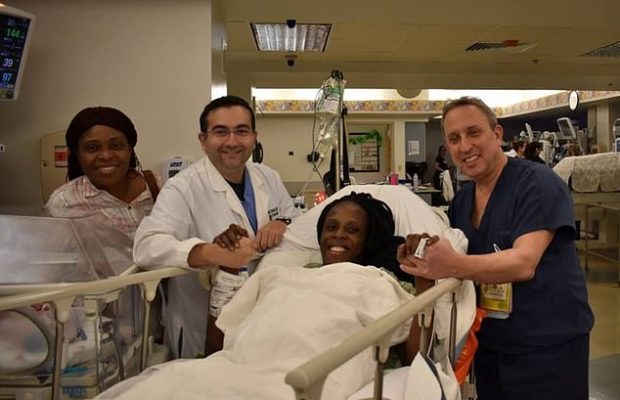 Cette femme a accouché de six bébés en seulement neuf minutes Cette femme a accouché de six bébés en seulement neuf minutes