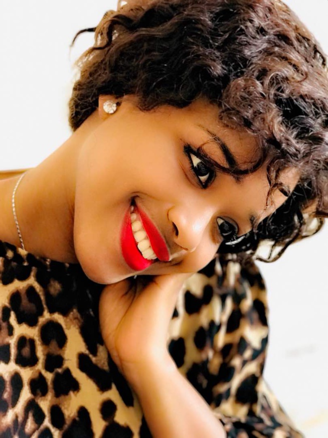 Nadia Guèye, toujours aussi belle et stylée