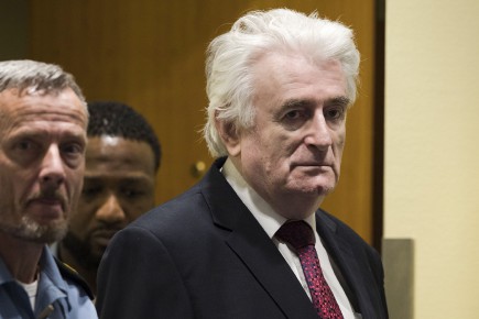 Génocide en Bosnie : Radovan Karadzic condamné à la perpétuité Génocide en Bosnie : Radovan Karadzic condamné à la perpétuité