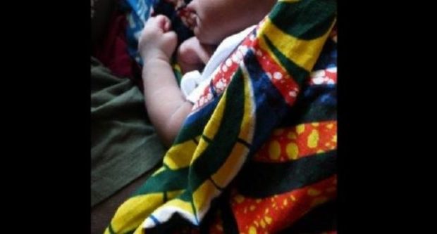 Pour un téléphone portable, il étrangle à mort son fils de 2 ans Pour un téléphone portable, il étrangle à mort son fils de 2 ans