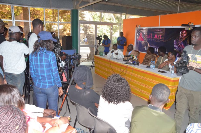 VIDEO - Cinéma Africain: Baaba Maal, parrain du projet de Papis Niang Art Bi Management déplore le manque de formation des jeunes