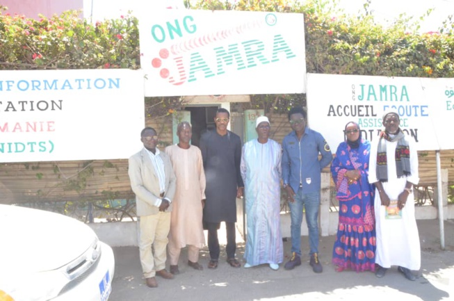 L' Omart et Jamra indiquent la voie du salut. L' Omart et Jamra indiquent la voie du salut.