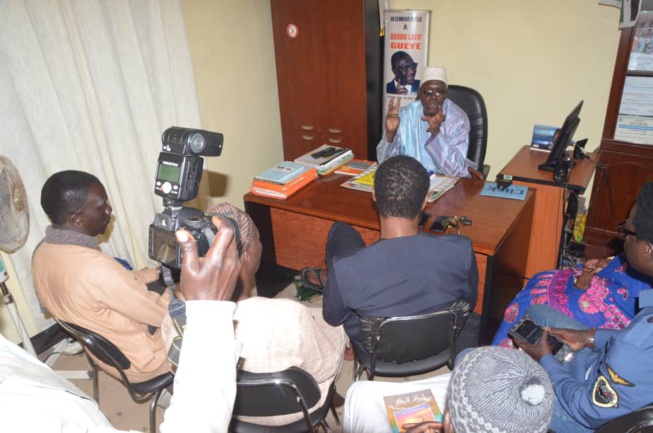 L' Omart et Jamra indiquent la voie du salut. L' Omart et Jamra indiquent la voie du salut.