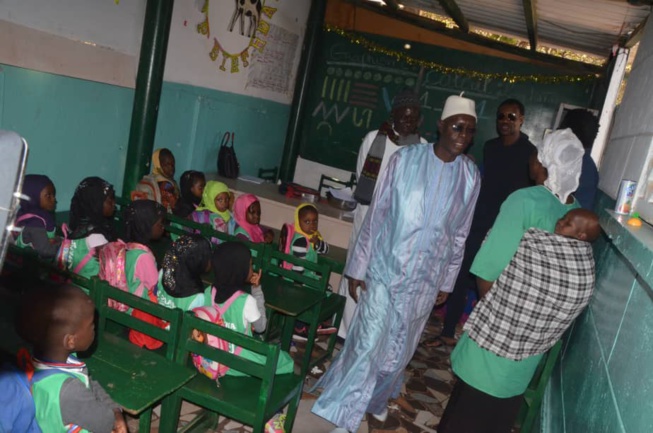 L' Omart et Jamra indiquent la voie du salut. L' Omart et Jamra indiquent la voie du salut.